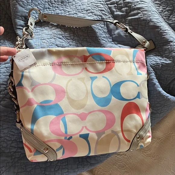 Coach Carly Signature Optic Hobo Bag jacquard fabric silver leather trim/chain - Picture 1 of 16